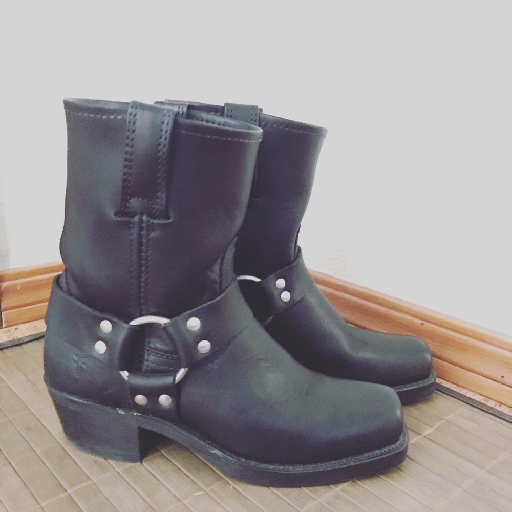 Frye Harness 8R Boots